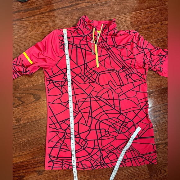 Reebok lightweight athletic top - Picture 16 of 16